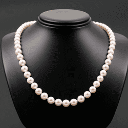 Caring for Your Precious Pearls: Maintenance Tips for Long-Lasting Luster in Victoria, BC